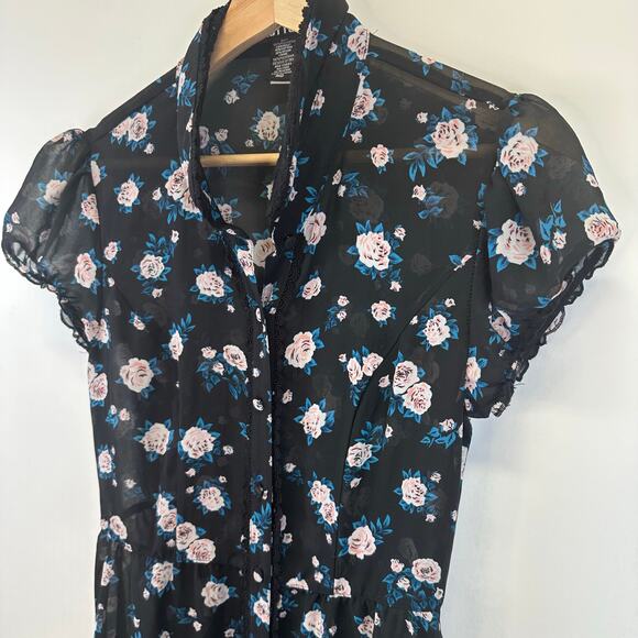 Hot Topic Floral Button-Down Black Chiffon Lace Collar Mini Dress Womens Size M - Picture 3 of 15